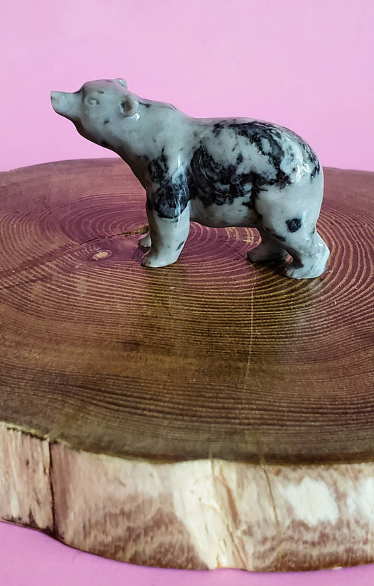 High Quality Bear Carving