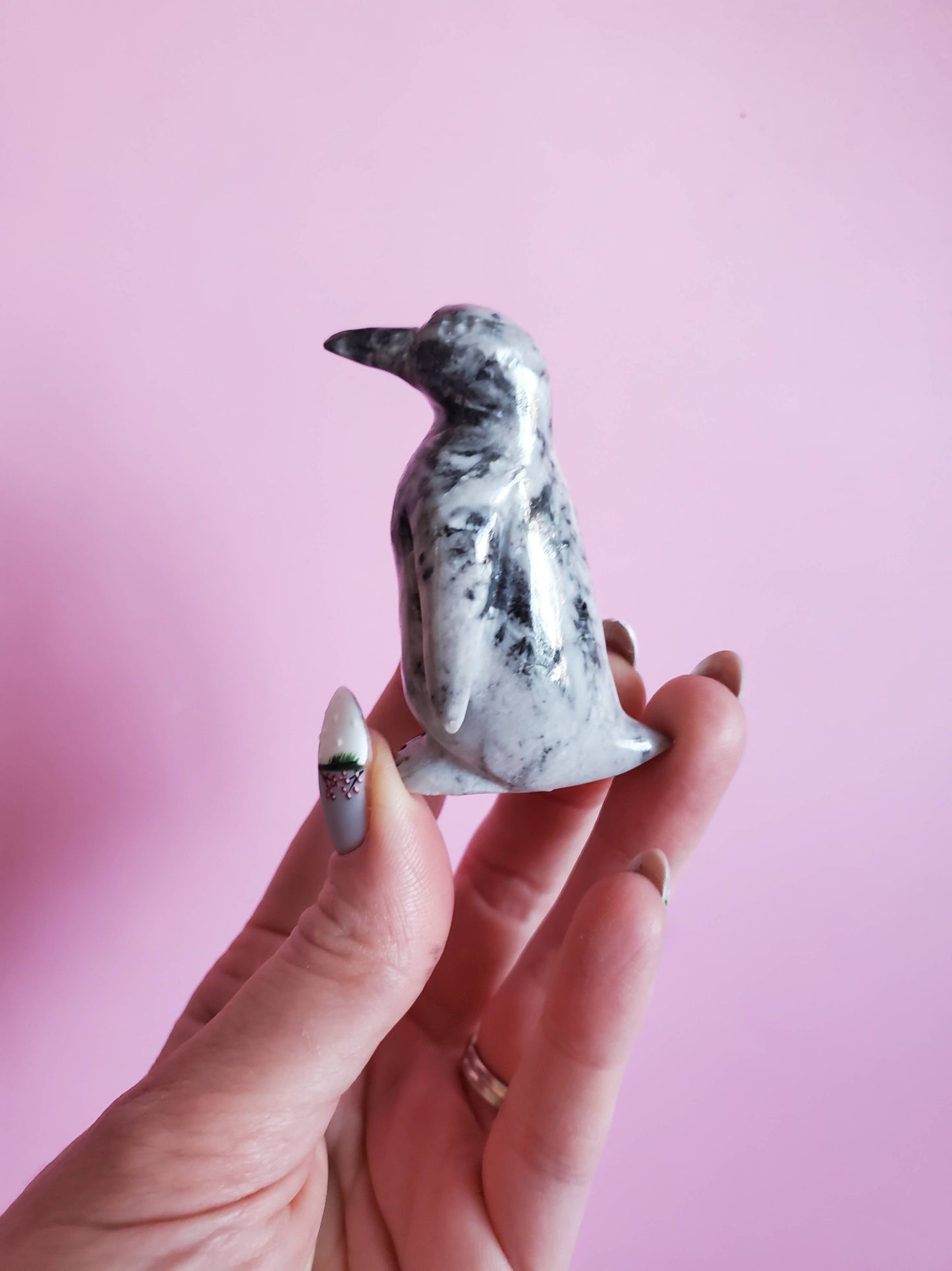 High Quality Calcite Penguin Carving