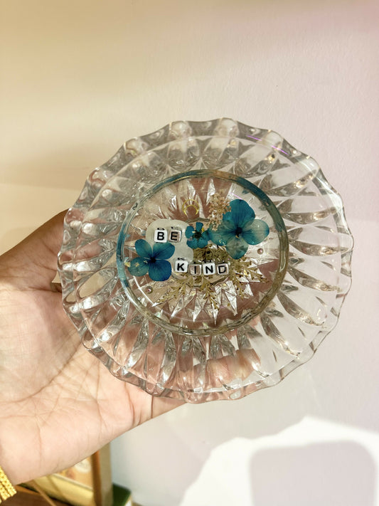 Be kind - Upcycled vintage resin glass dish