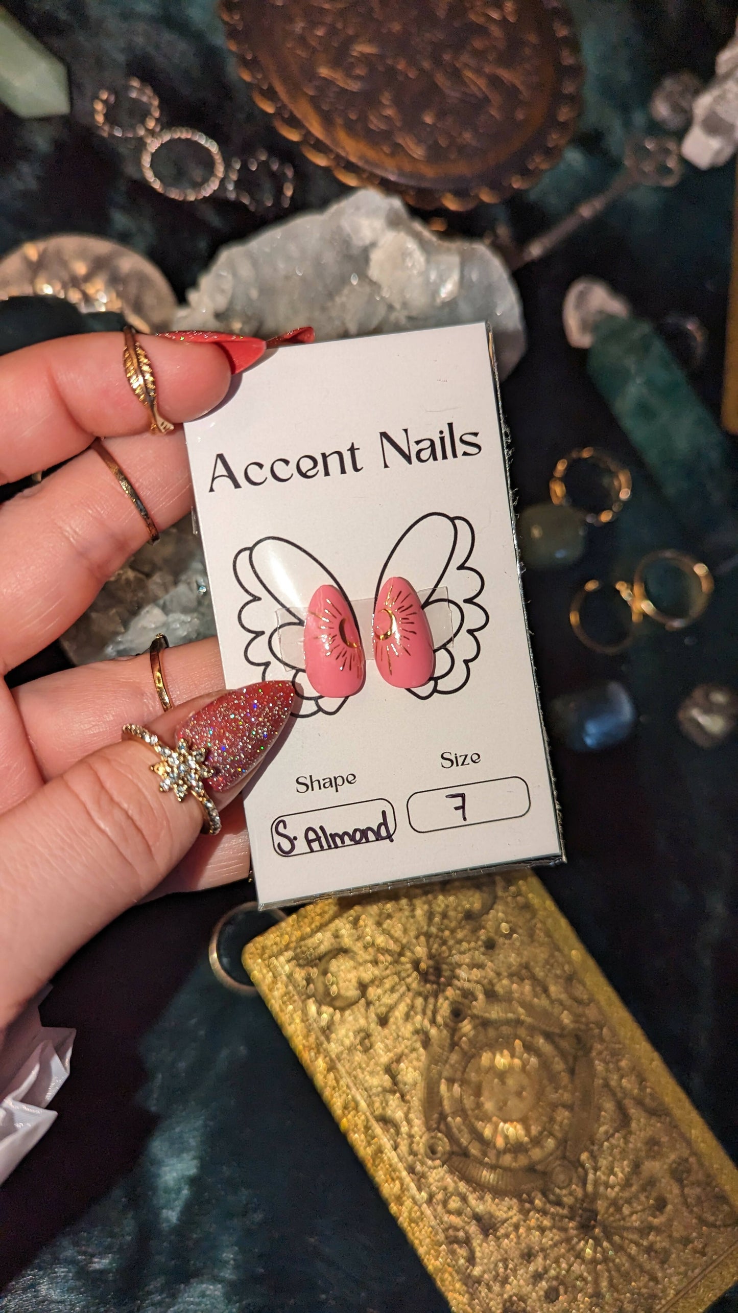 Accent Nails: moons- Size 7