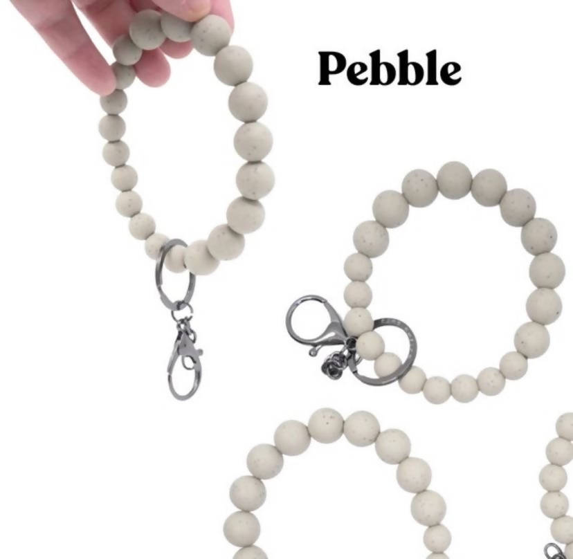 Pebble wristlet