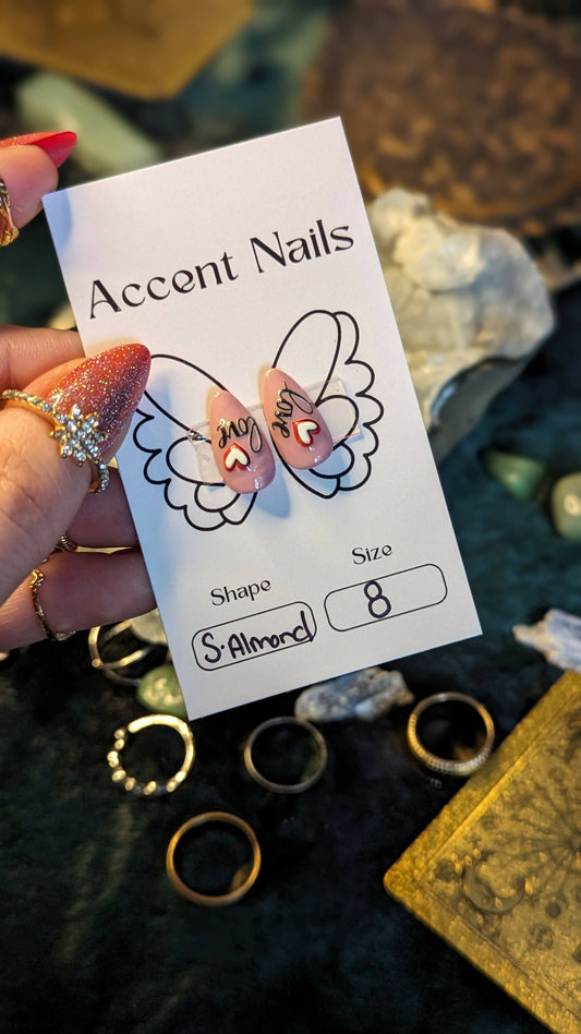Accent Nails: love - Size 8